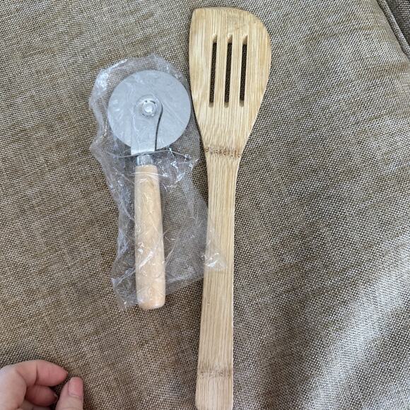 SOLD - Picture 4 of 5